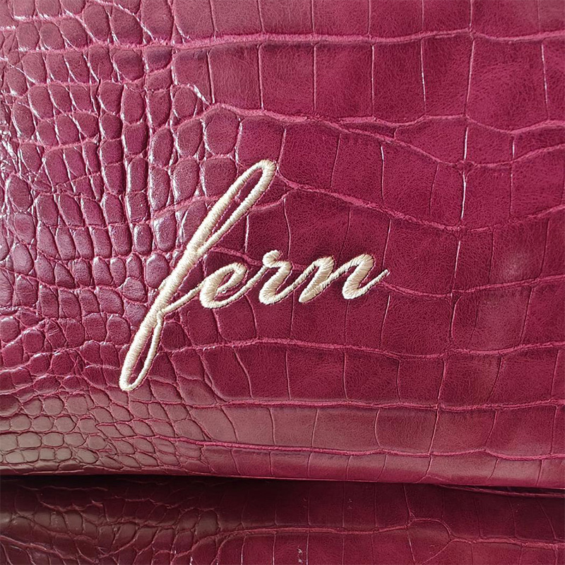İşlemeli Croc Makyaj Çantası K - Travel Accessories Gift Ideas incelemesi ve fiyatı